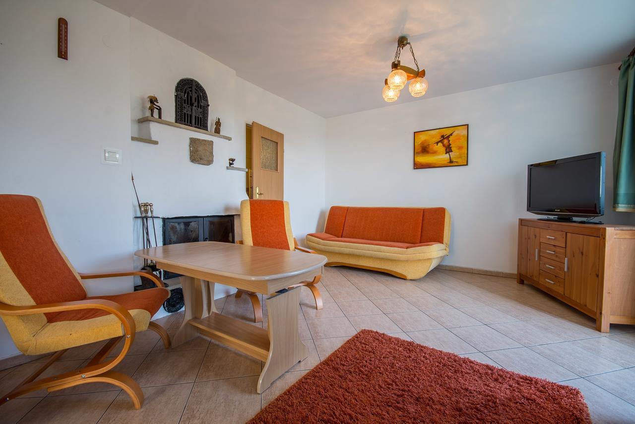 Jan Pokoje Dziwnówek Apartamento Exterior foto