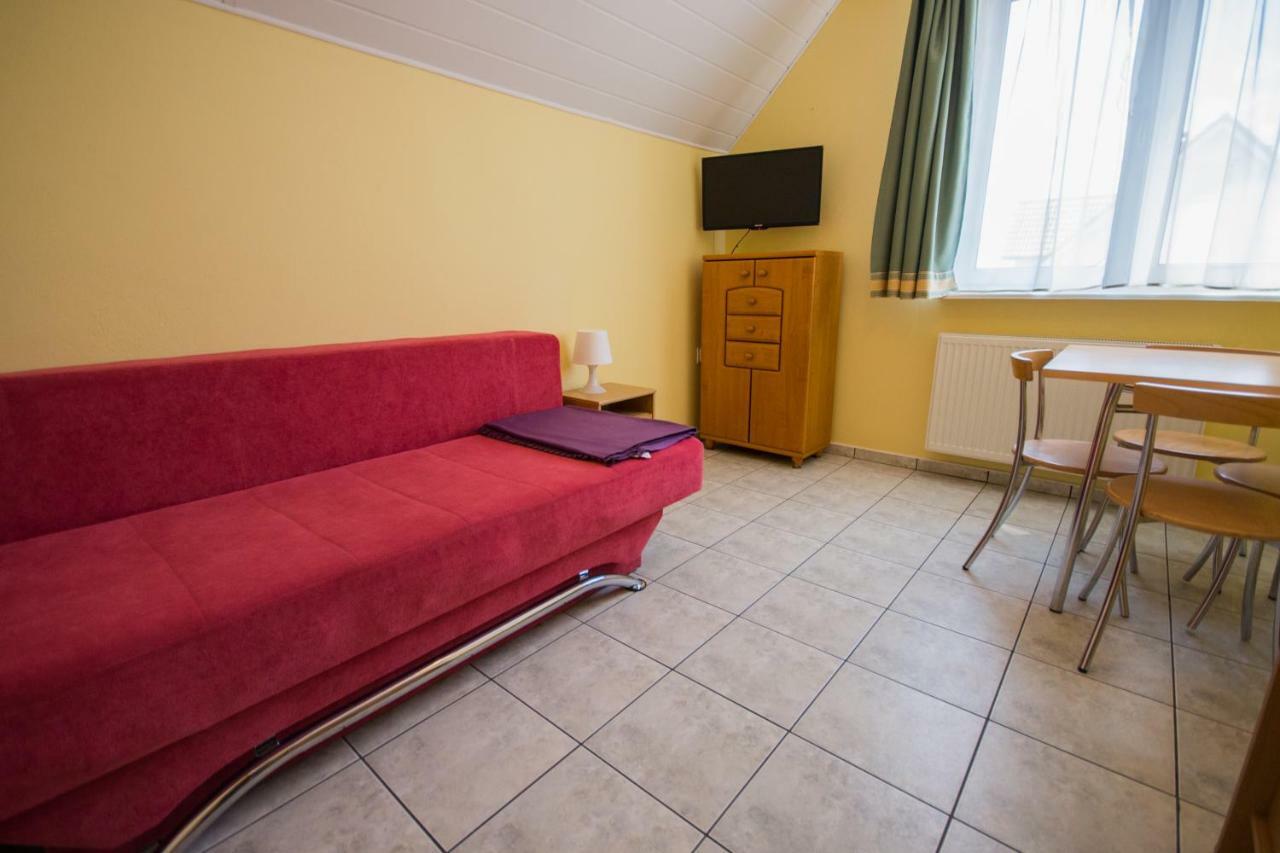 Jan Pokoje Dziwnówek Apartamento Exterior foto